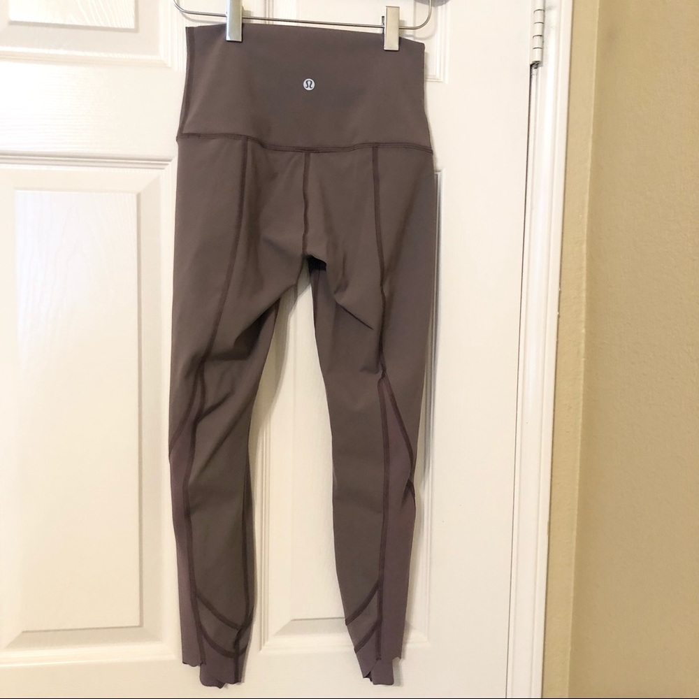 Lululemon Wunder Under High Rise crop 23” - Picture 7 of 10